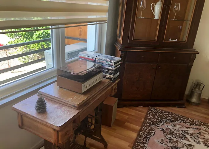 Kaleici, Great Location, With Separate Kitchen