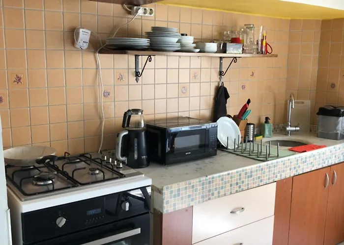 Kaleici, Great Location, With Separate Kitchen