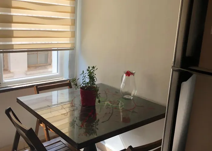 Kaleici, Great Location, With Separate Kitchen 公寓