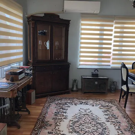 Kaleici, Great Location, With Separate Kitchen