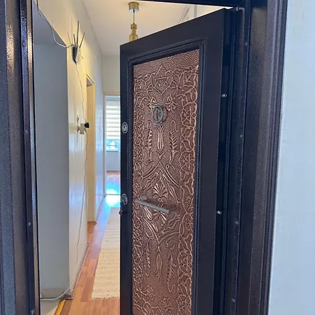 Apartment Kaleici, Great Location, With Separate Kitchen Antalya