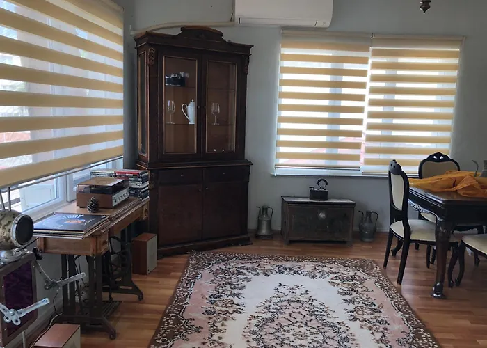 Kaleici, Great Location, With Separate Kitchen