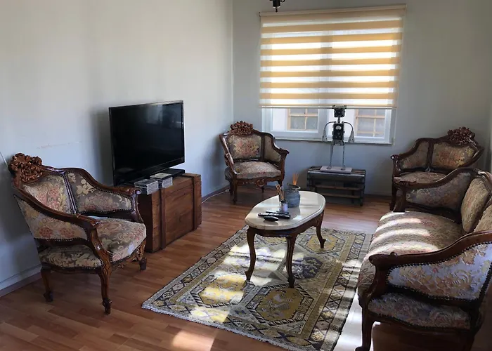 Kaleici, Great Location, With Separate Kitchen شقة